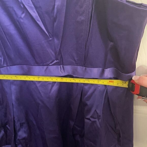 Lucy Paris Satin  Flower Dress Purple Size Large NWT - Picture 9 of 10